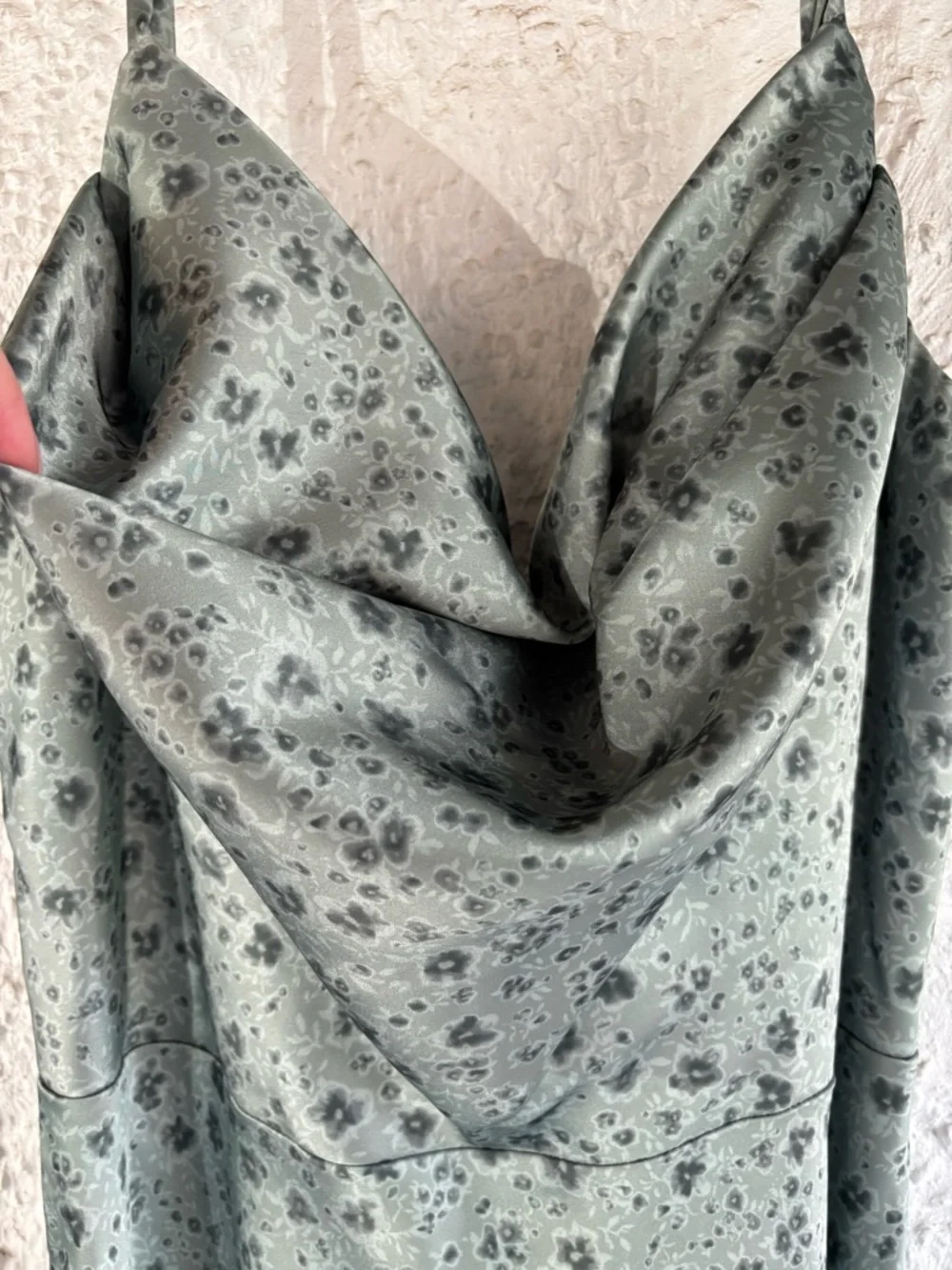 ✨HOST PICK✨Sage Green Floral Cowl Neck Slip Dress - Picture 3 of 14